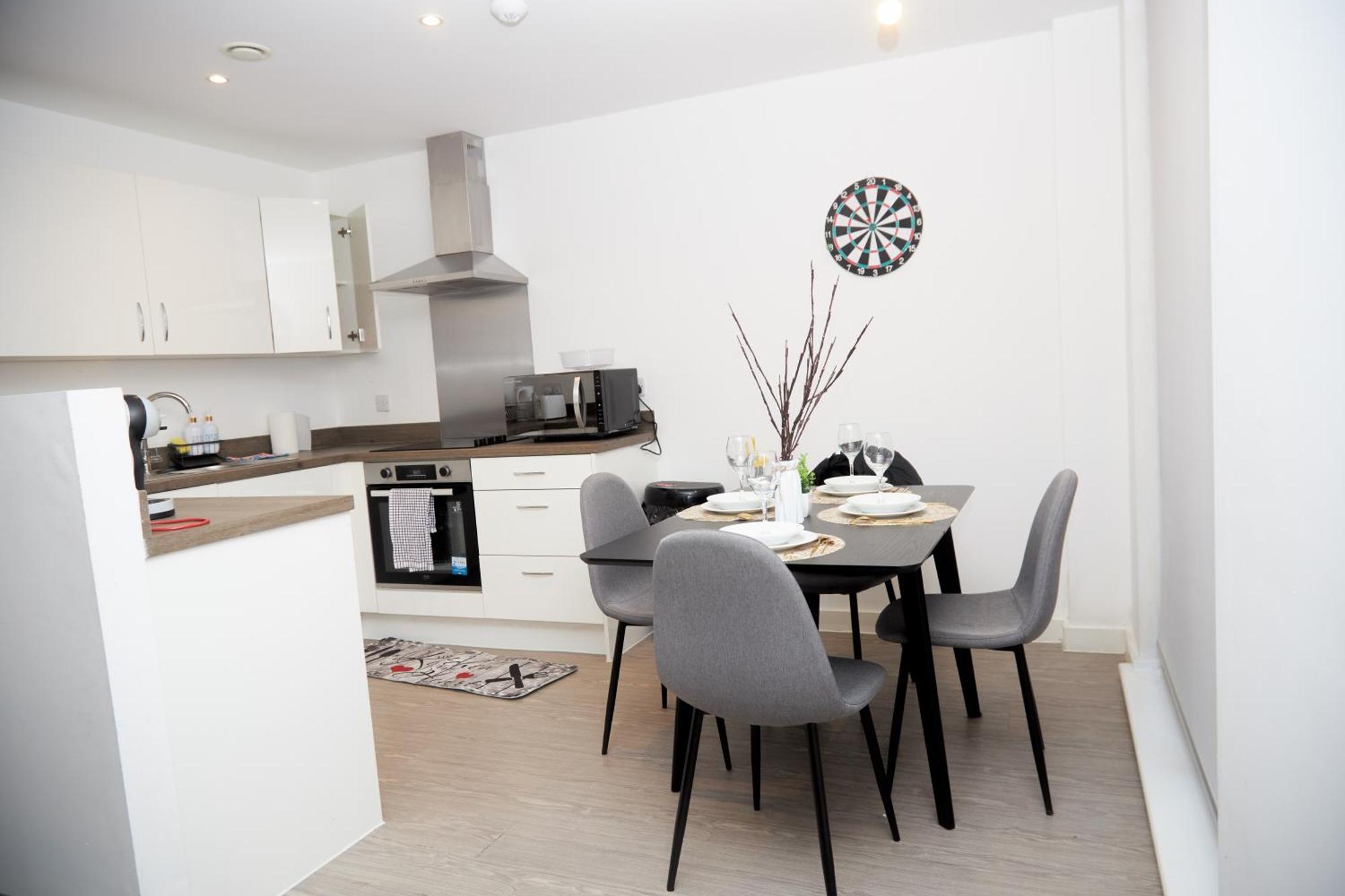 Obi'S House&Suites - Luxury 2Bed Duplex Apartment With Balcony Manchester Kültér fotó